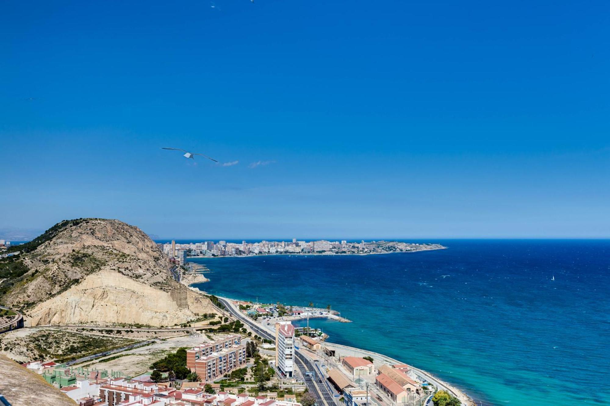 Hb Apartments - Mercado Central - Rambla Alicante - La Suite De La Playa Esterno foto