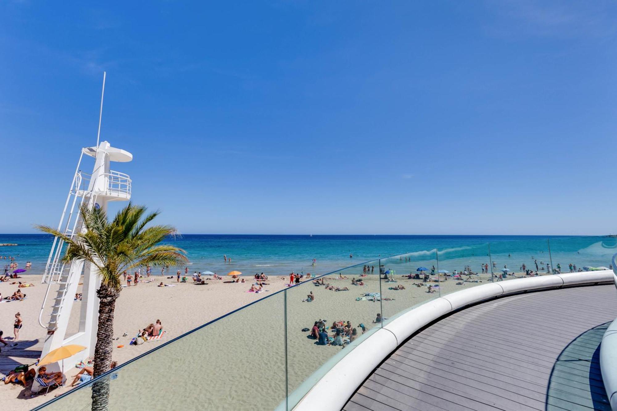 Hb Apartments - Mercado Central - Rambla Alicante - La Suite De La Playa Esterno foto
